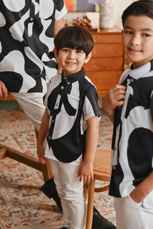 The Glow Batik Shirt - Black Sea-- Fashionable Trendy Casual