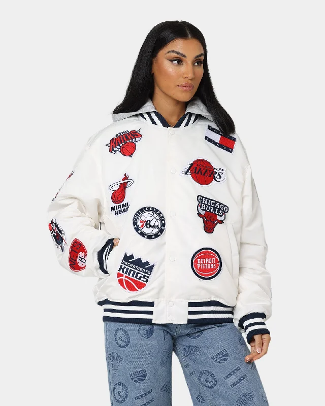Tommy Jeans Tommy Jeans X NBA M16 Jacket Ancient White Belted Jacket Elasticated Jacket Padded Jacket