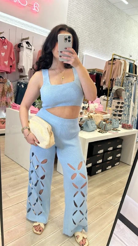 SKYBLUE