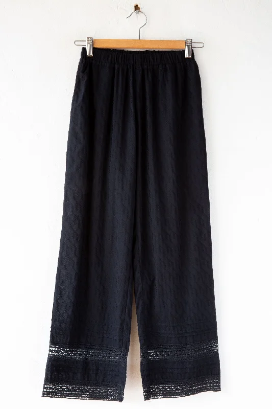 Lace & Pintuck Pant Comfy Zip-Up Pants