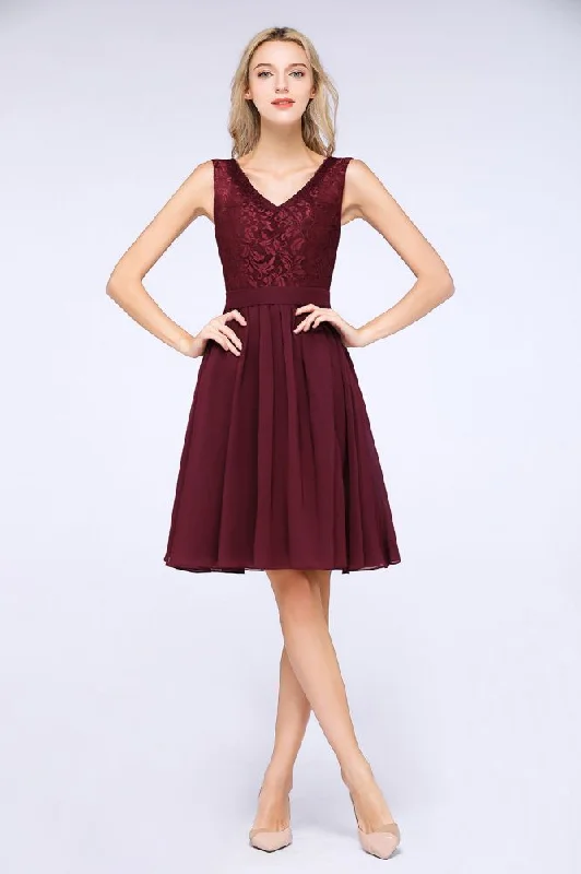 A-Line Ruffles Chiffon Lace V-Neck Evening Party Dress Sleeveless Knee-Length Homecoming Dress Tunics Chic elegant