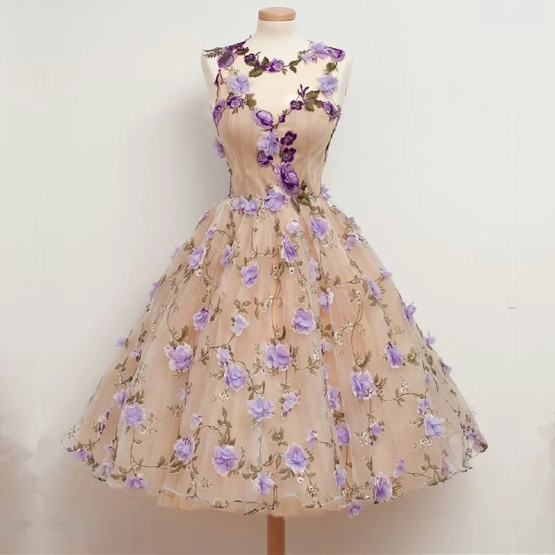 vintage 1950s swing embroiderty party dress Satin Halter Glamorous