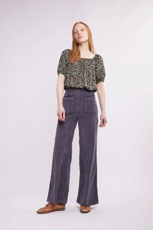 Everly Front Pocket Pants Classic Flared Pants