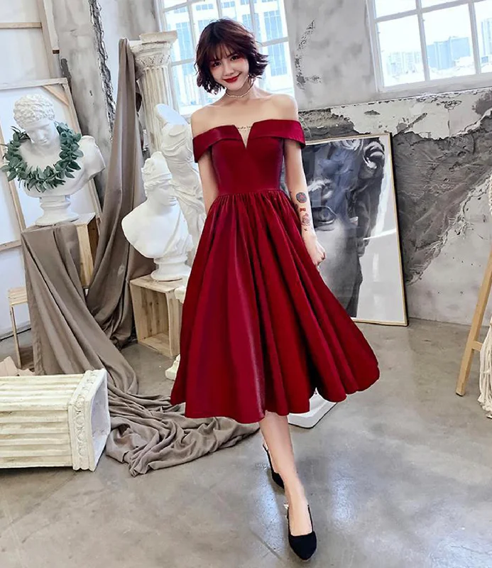 Burgundy satin short prom dress party dress Tunics Luxurious high-end