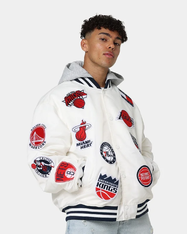Tommy Jeans Tommy Jeans X NBA M16 Jacket Ancient White Plaid Jacket Tartan Jacket Houndstooth Jacket