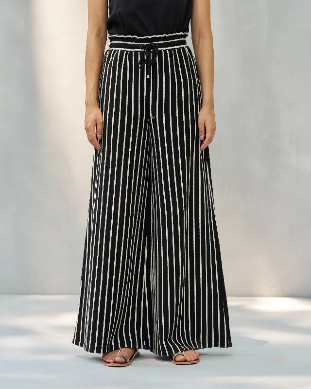 Nova Pants - Black & Beige Sleek Black Pants