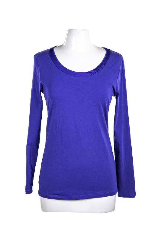 Ann Taylor T-Shirt-- Elegant Classic Vintage