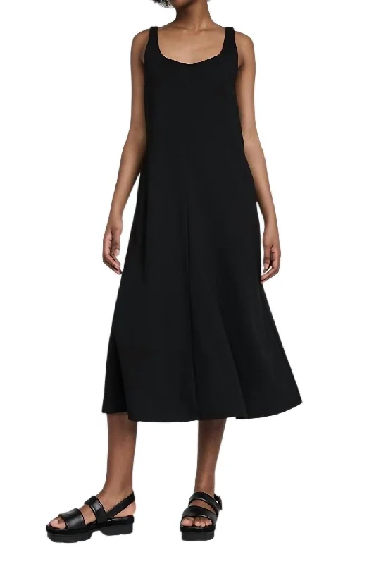 Sleeveless Trapeze Dress In Black Tunics Leisure comfortable