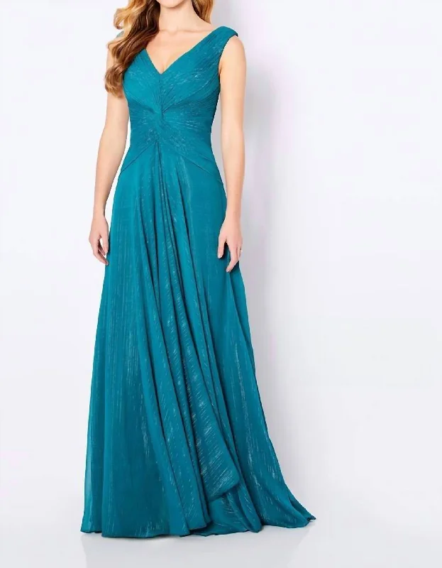 A-Line Bateau Neck Dress In Evergreen Crew Neckline Sporty
