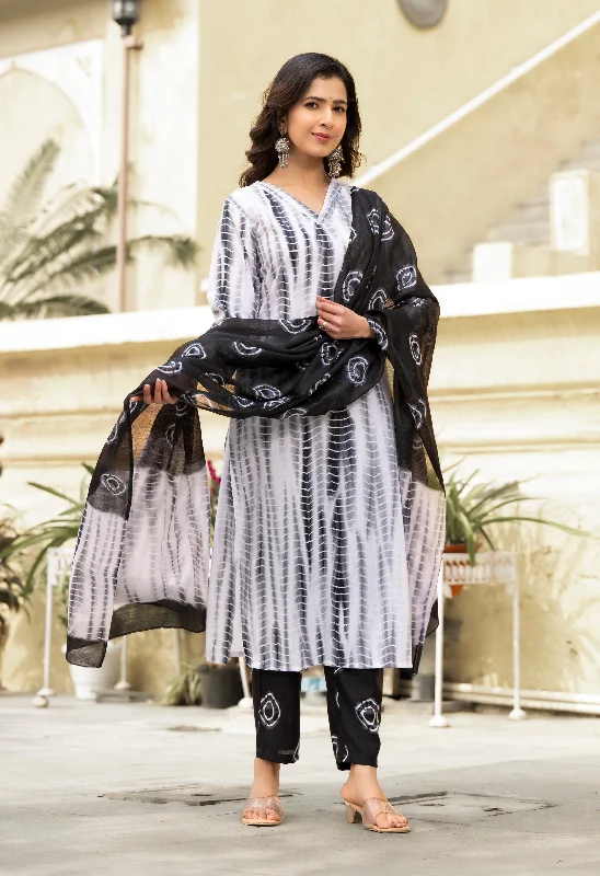 Women's Balck And White Printed Viscose Rayon Kurta, Pant And Dupatta Set - Alvami Trendy Velvet Pants Women's Balck And White Printed Viscose Rayon Kurta, Pant And Dupatta Set - Alvami Trendy Velvet Pants