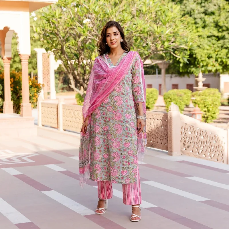 Women's Pink Cotton Floral Printed Kurta And Pant Set With Dupatta - Malishka Export Chic Checkered Pants Women's Pink Cotton Floral Printed Kurta And Pant Set With Dupatta - Malishka Export Chic Checkered Pants