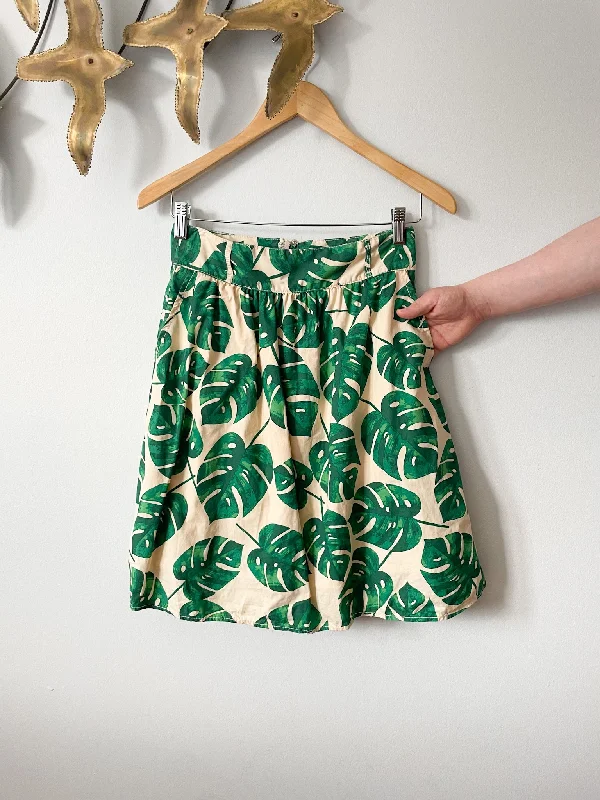 Vero Moda Green Monstera Plant Print Cotton Knee Length Skirt - Small wrap skirt elegant