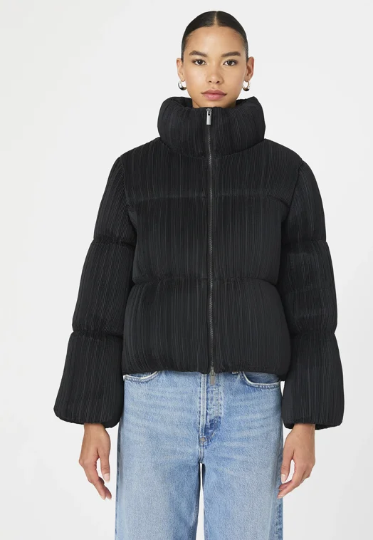 Dinara Crinkle Jacket Stand-Up Collar Roll-Neck Collar Turtle Neck